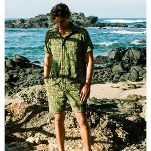 Dandy Del Mar Shirt Medium Tropez Terry Cloth Green Berdea Tayana Pool Vacation